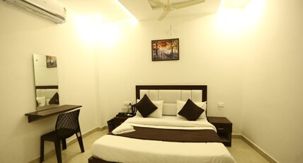 Hotel Fine Shelter Room Type - Standard Double Room
