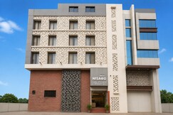 Hotel Nisarg Loding