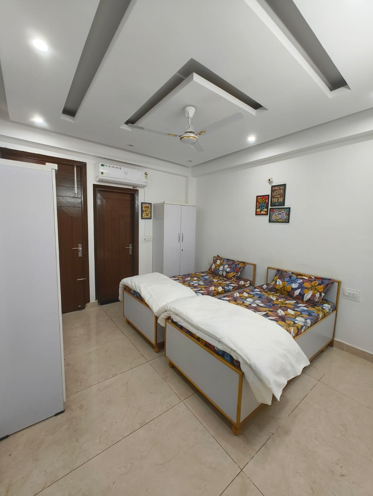 Kuvera Homestay near ILBS and Fortis Hospital Vasant Kunj - Tap to explore photos