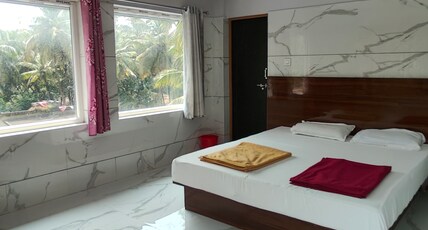 Aryan Residency | Rooms in a Homestay Room Type - Premier Deluxe Family Room