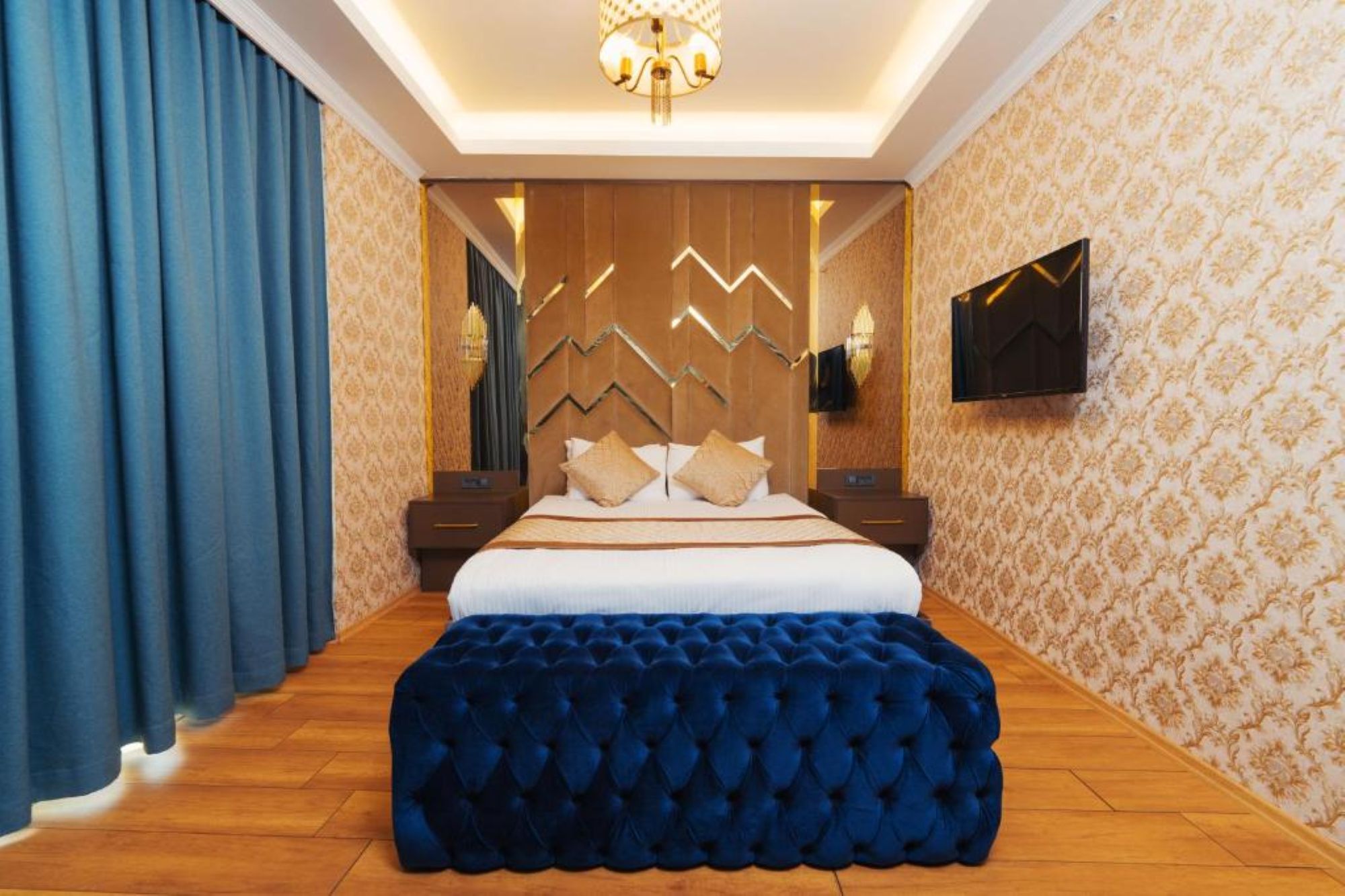 Trip Bosphorus Taksim Hotel - Tap to explore photos