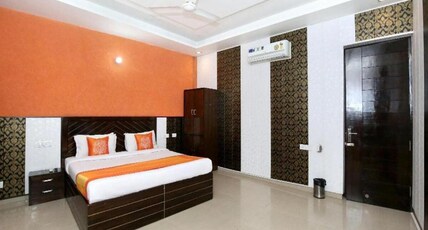 Hotel Preet Room Type - Deluxe  Double Room