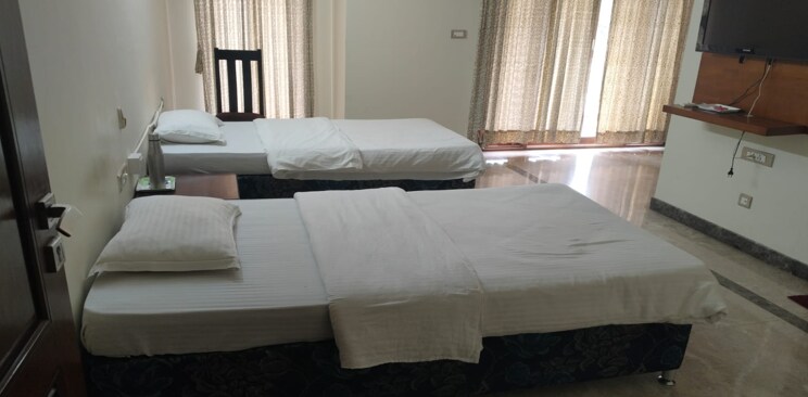 Bangalore-Thermax Guest House - Tap to explore photos
