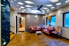 Sun and Shine 3BHK with Pvt Pool