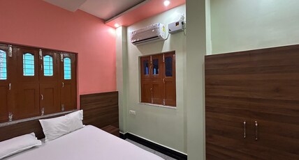 Hotel Ganpati Room Type - Deluxe Room with Air Conditioning