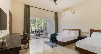 Samarya Chikkamagaluru Room Type - Deluxe Family Room with Balcony