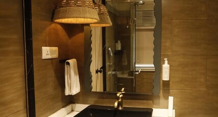 Meraki Maison | Rooms in a Villa Room Type - Deluxe Room