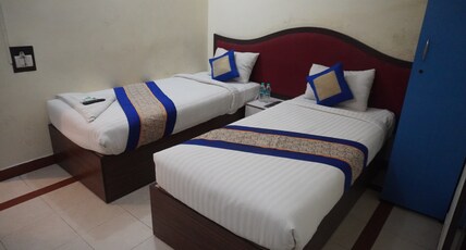 The Dolphin Park Hotel Room Type - Standard Twin AC Room