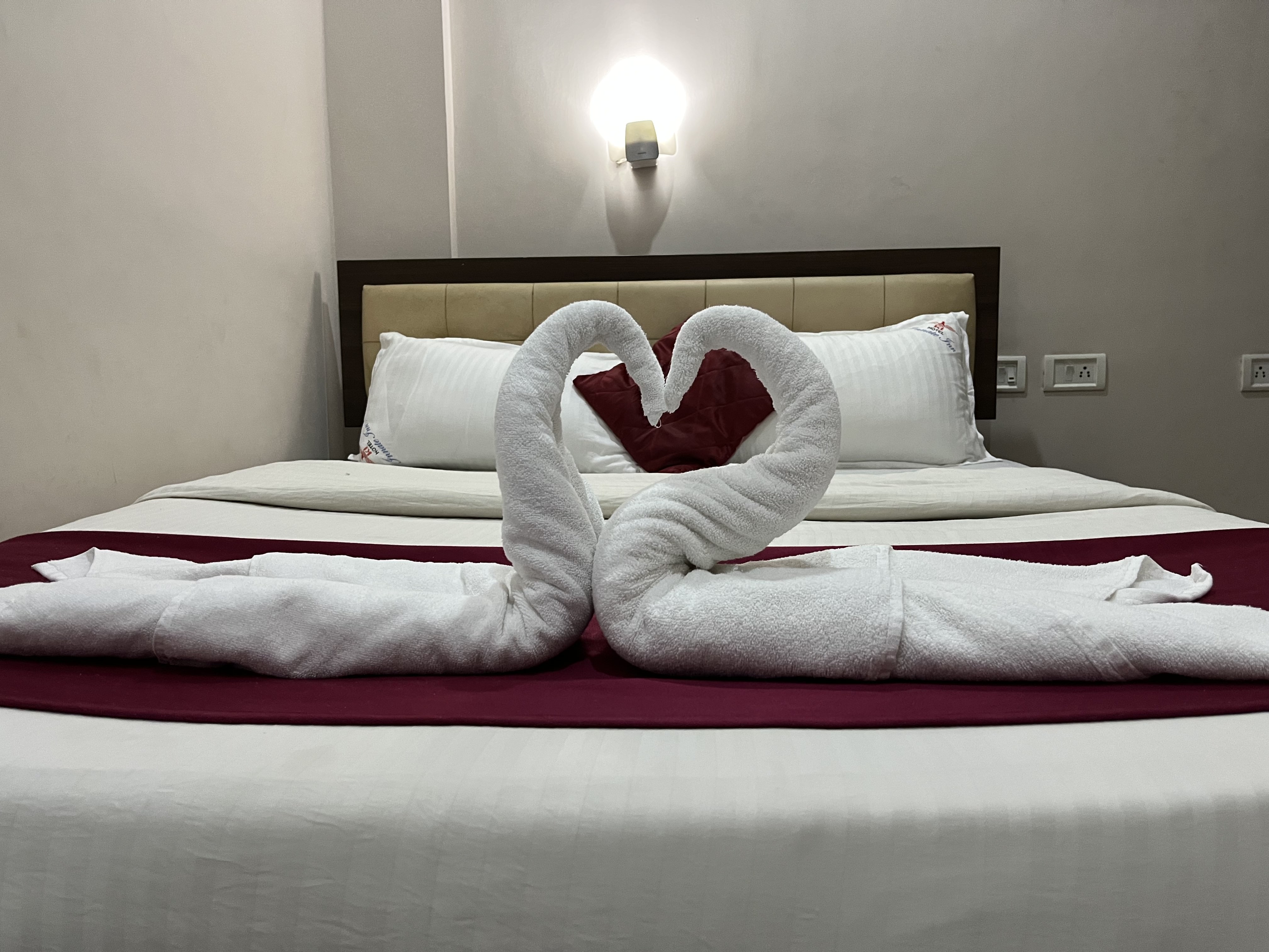 hotel innate inn - Tap to explore photos