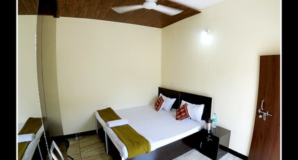 Mayur Homestay Room Type - Bedroom 2