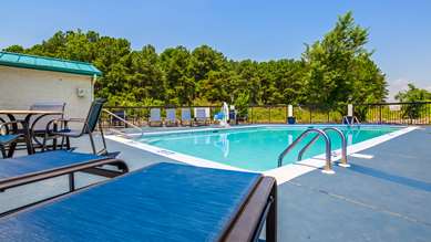 Best Western Plus South Hill Inn