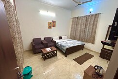 Krishnam Guest House