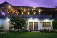 The Mowgli Farm Villa (Home Stay)