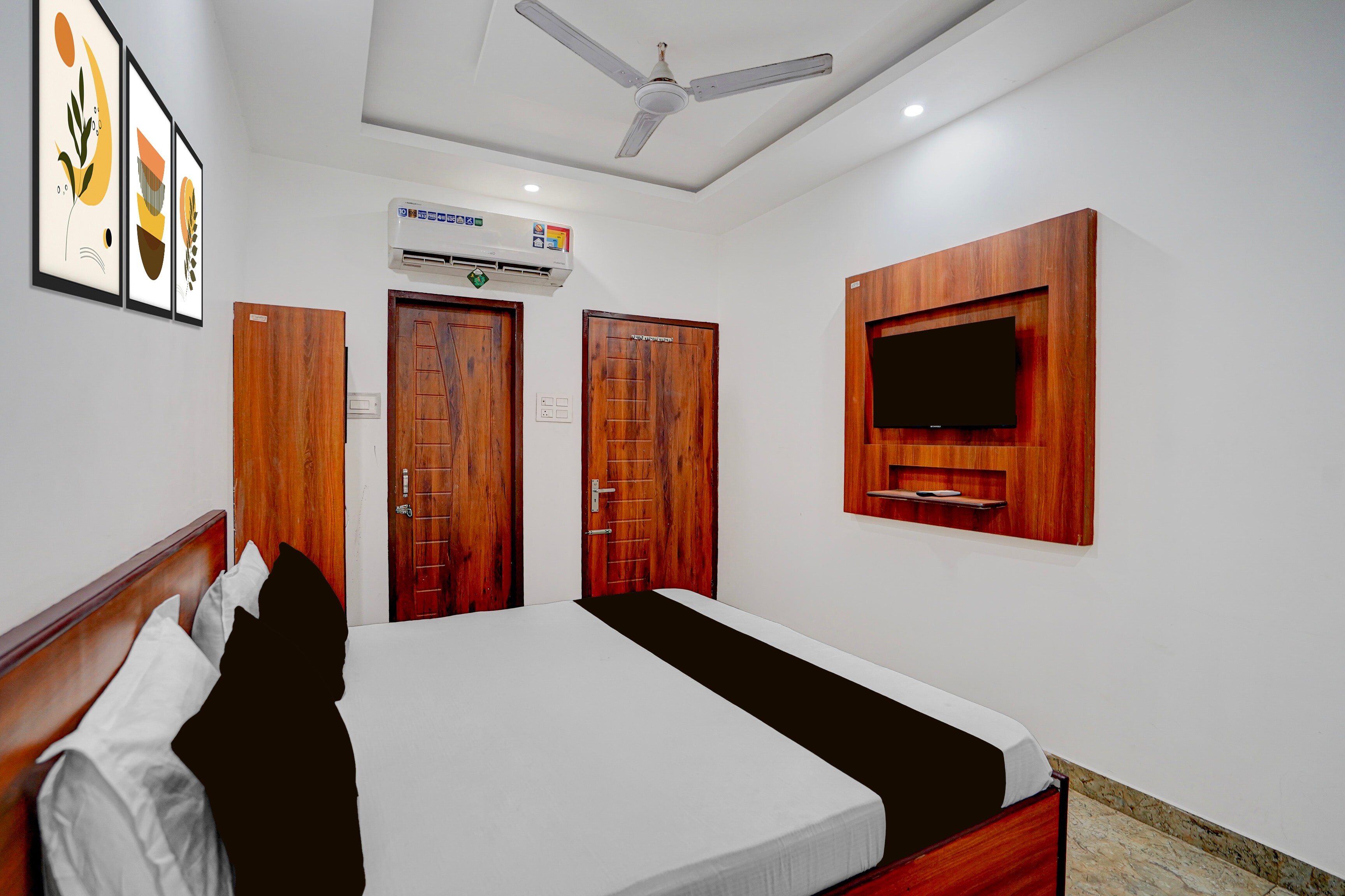 Hotel O Shree Kisna Dham - Tap to explore photos