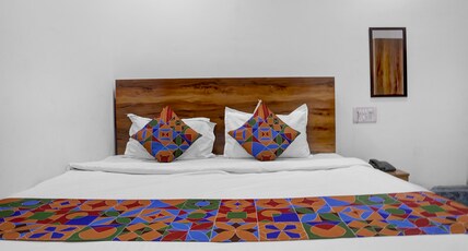 FabHotel Platinum Pavillion Inn Room Type - Deluxe Room