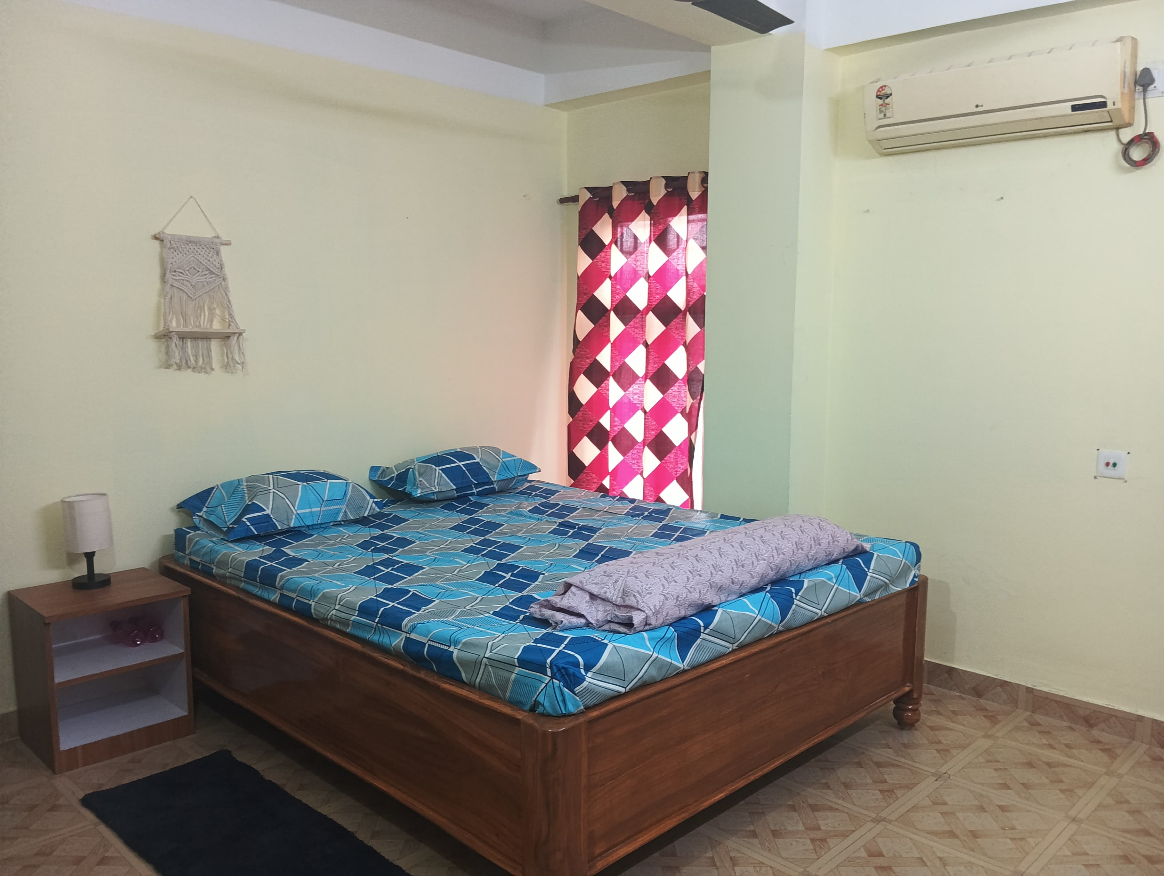 Taru s homestay - Tap to explore photos