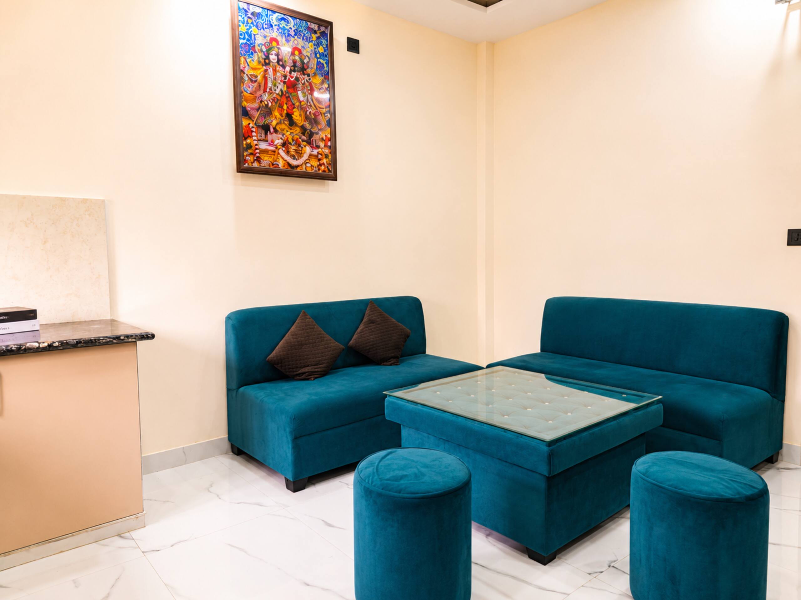BRAJ Vrindavan Stay| UG - 2BHK by Homeyhuts - Tap to explore photos