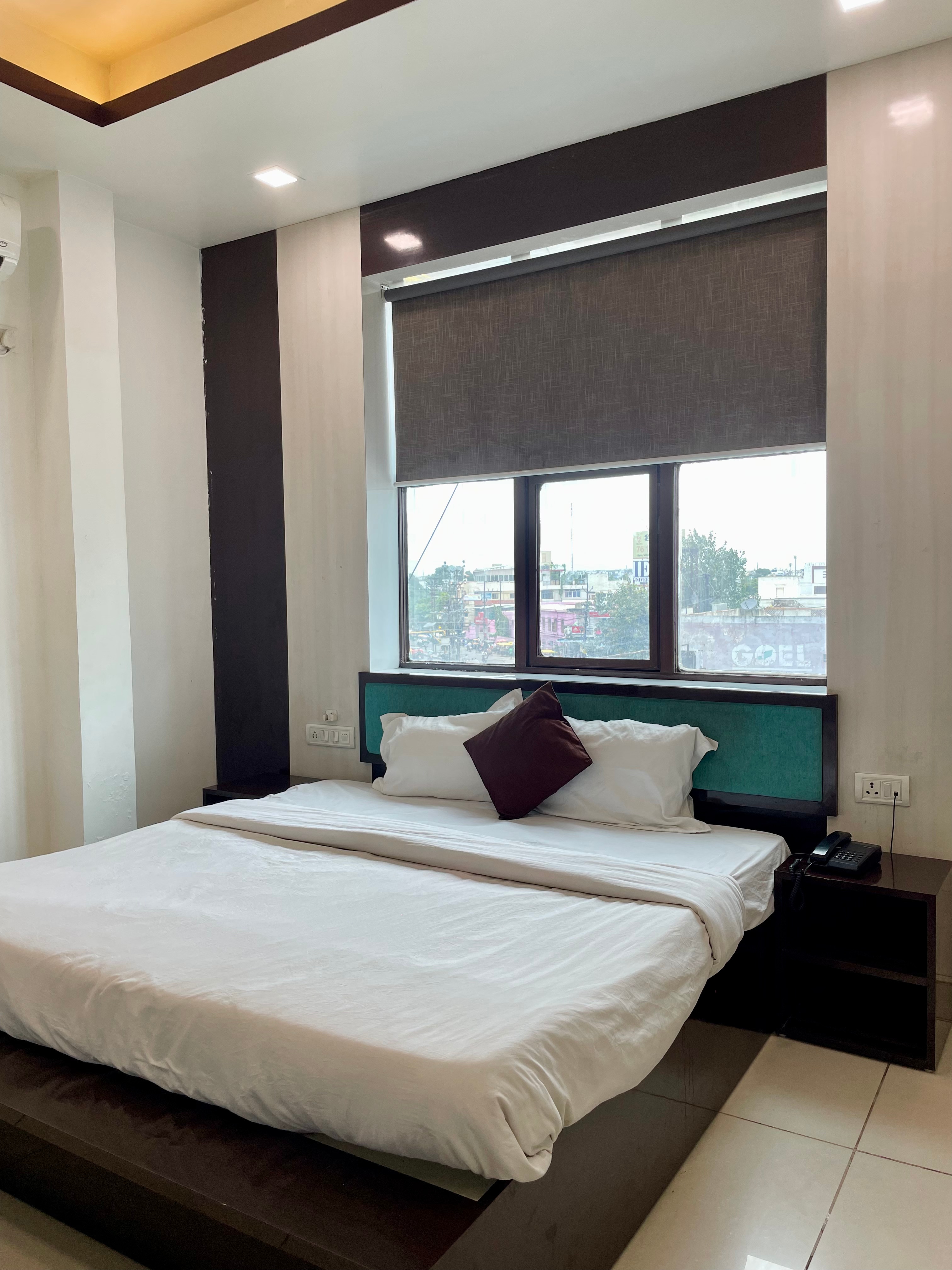Hotel Komal Palace Anand Nagar - Tap to explore photos