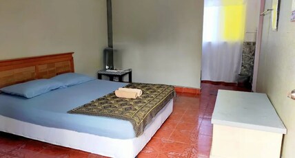 OYO 91245 Chenang Lodge Motel Room Type - Deluxe Queen