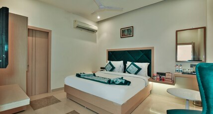 Hotel Puri Palace Room Type - Super Luxury Room