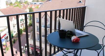 ibis Saint Gratien Room Type - Comfort room with double bed and balcony