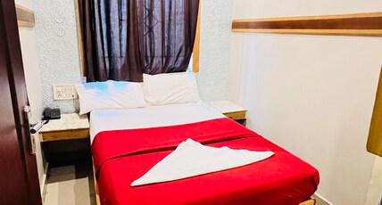 Grand Choice Hotel Room Type - Deluxe Room NON AC