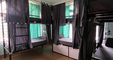 Yogstel- Backpackers' Hostel Room Type - Bed in 6-Bed Mixed Dormitory