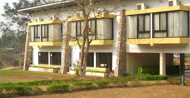 Landmark Woods Resort (100 mt. from Rhino view point) - Tap to explore photos