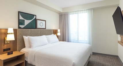 Staybridge Suites EASTVALE - NORCO, an IHG hotel Room Type - 1 King One Bedroom Suite