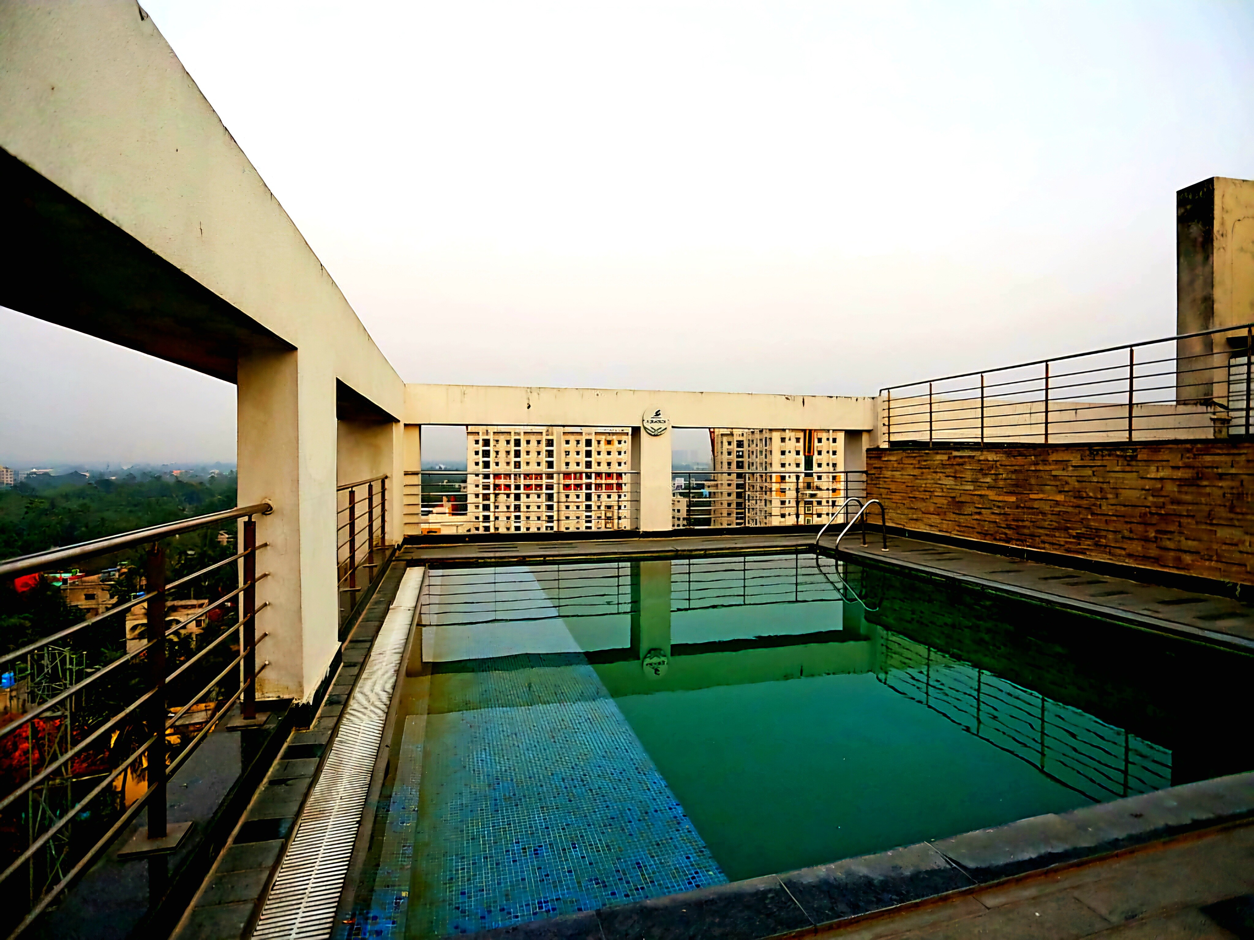 Siddha Xanadu Studio Apartment 334 - Tap to explore photos