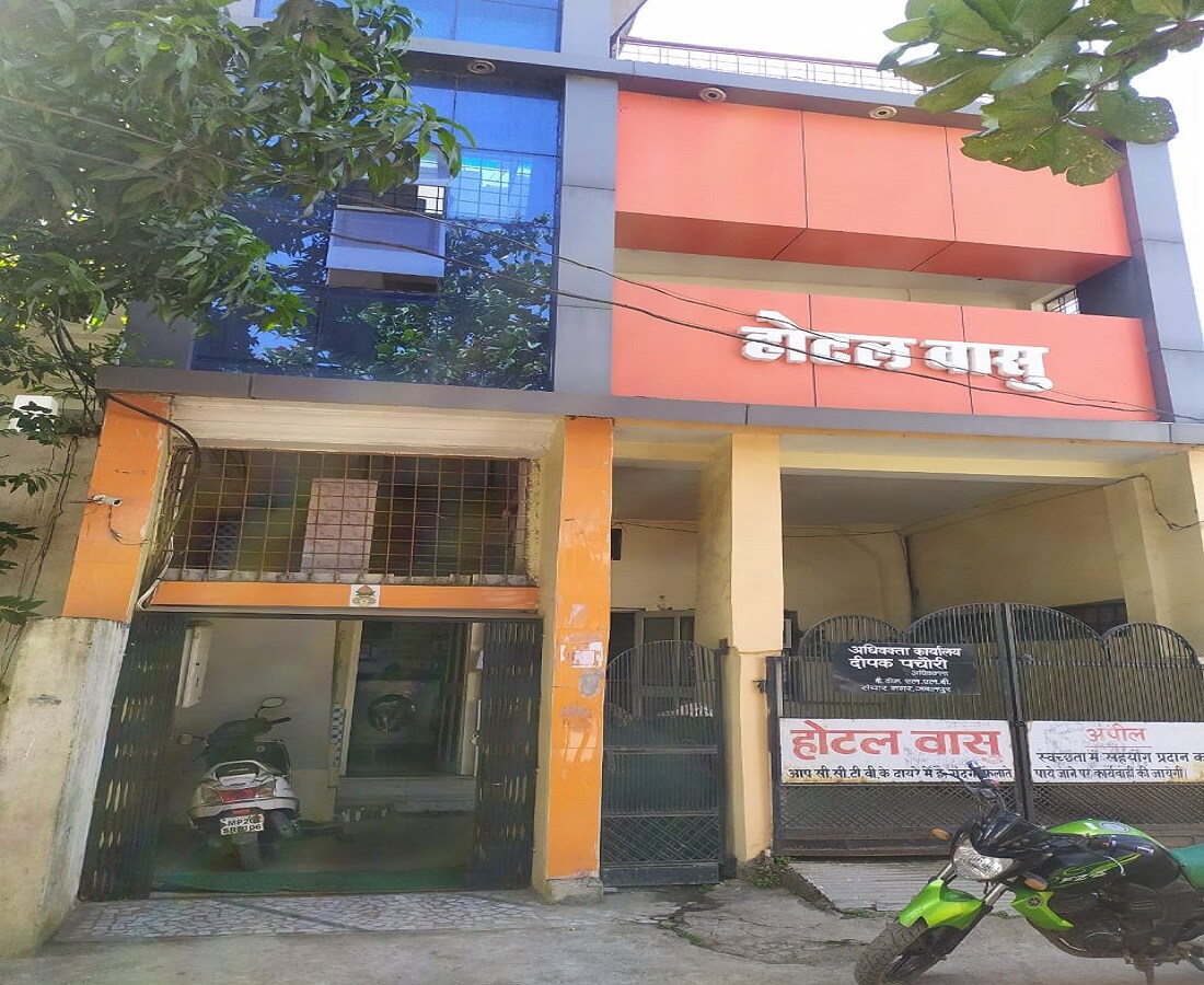 Hotel Vasu - Tap to explore photos