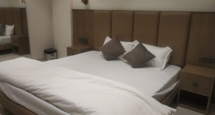 Hotel Sky Inn Room Type - Luxury Room