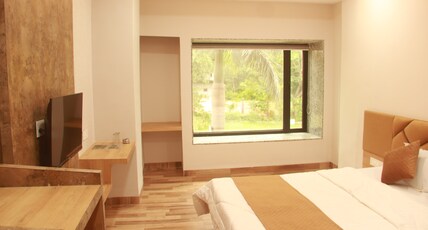 Hotel Shanti Palace Room Type - AC EXECUTIVE ROOM