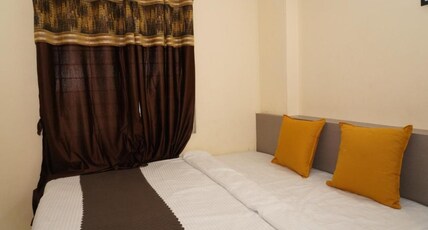 Hotel Royal Suites and  Rooms Room Type - Deluxe Room