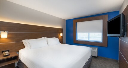 Holiday Inn Express Hotel Howe / Sturigs Room Type - 2 Queen Suite