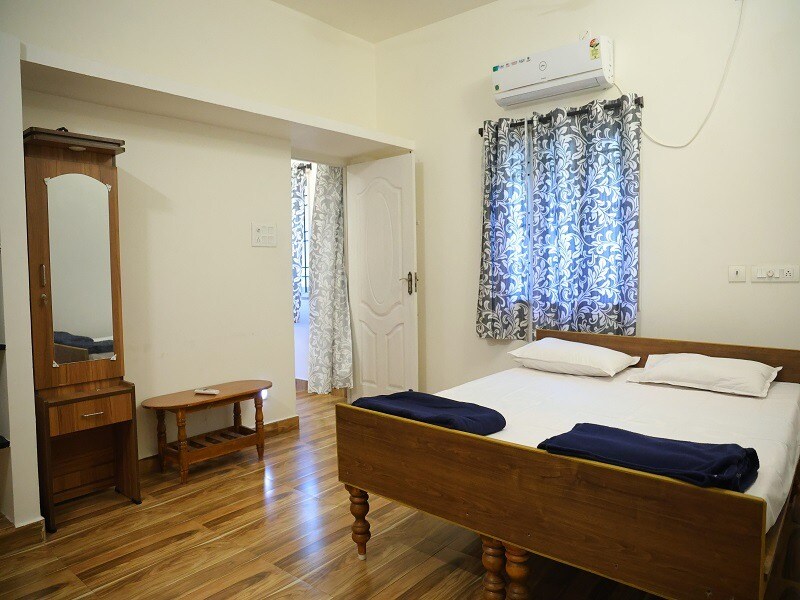 Villa Olivse - Tap to explore photos