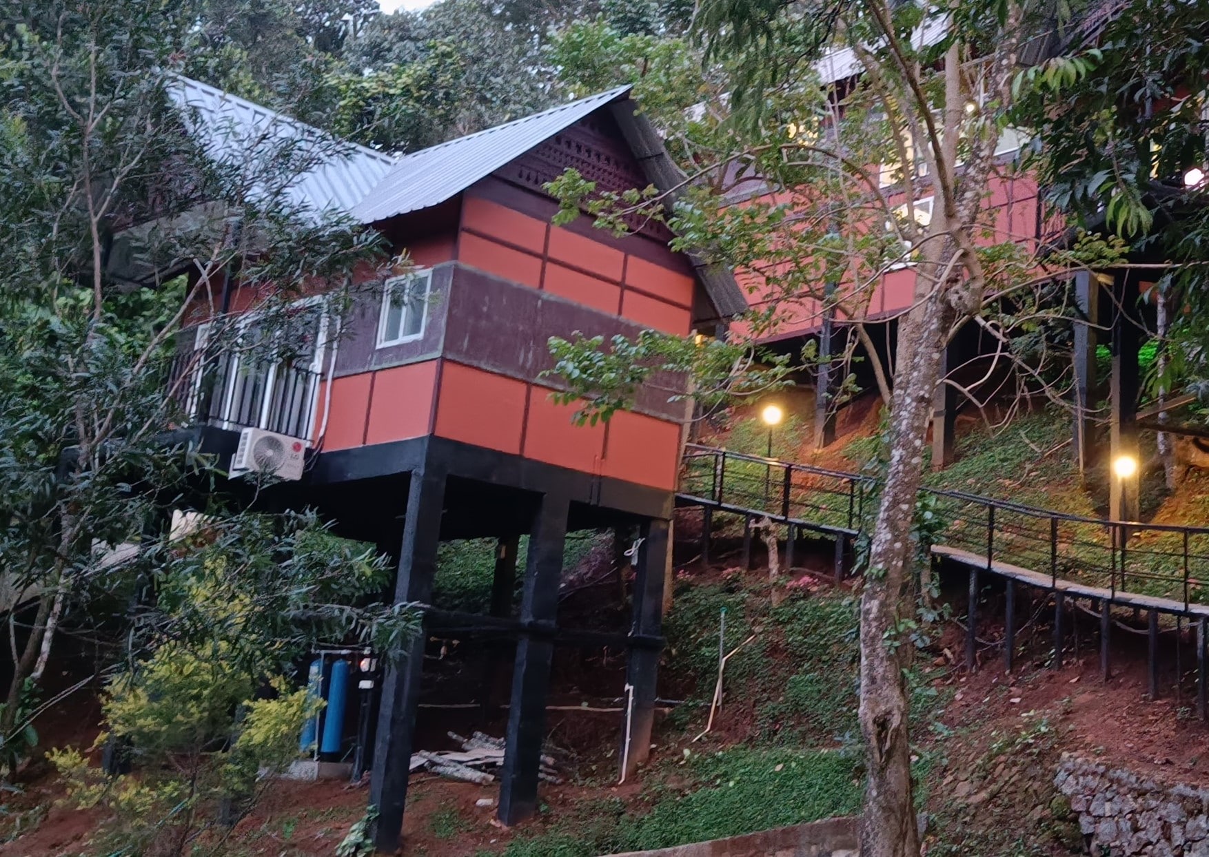 Santhi Hill View Resort - Tap to explore photos
