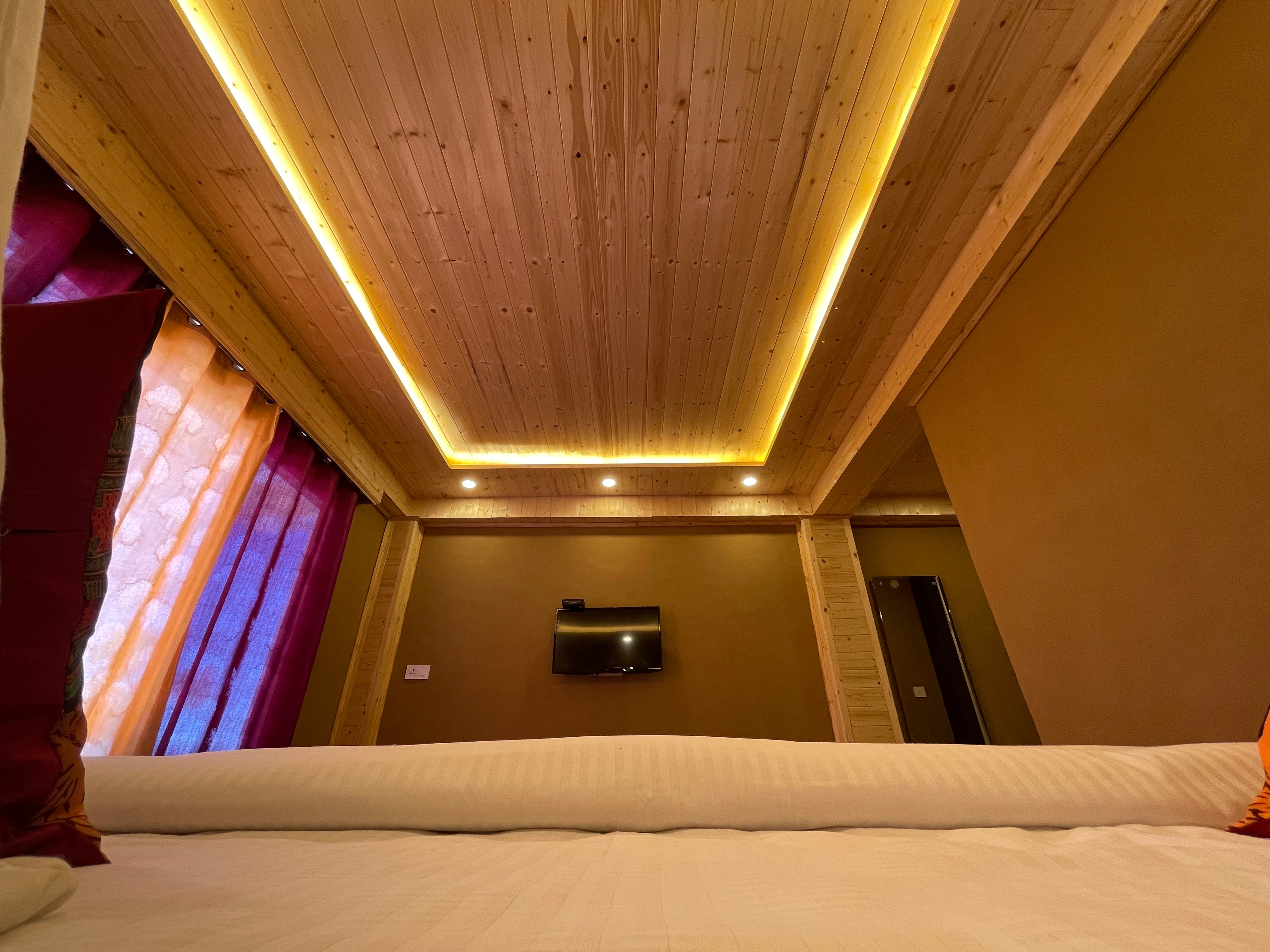 Summer Breeze, Shoghi | Valley-view Rooms - Tap to explore photos