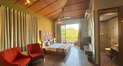 100 ACRES CLUB Room Type - Premium Room With Balcony