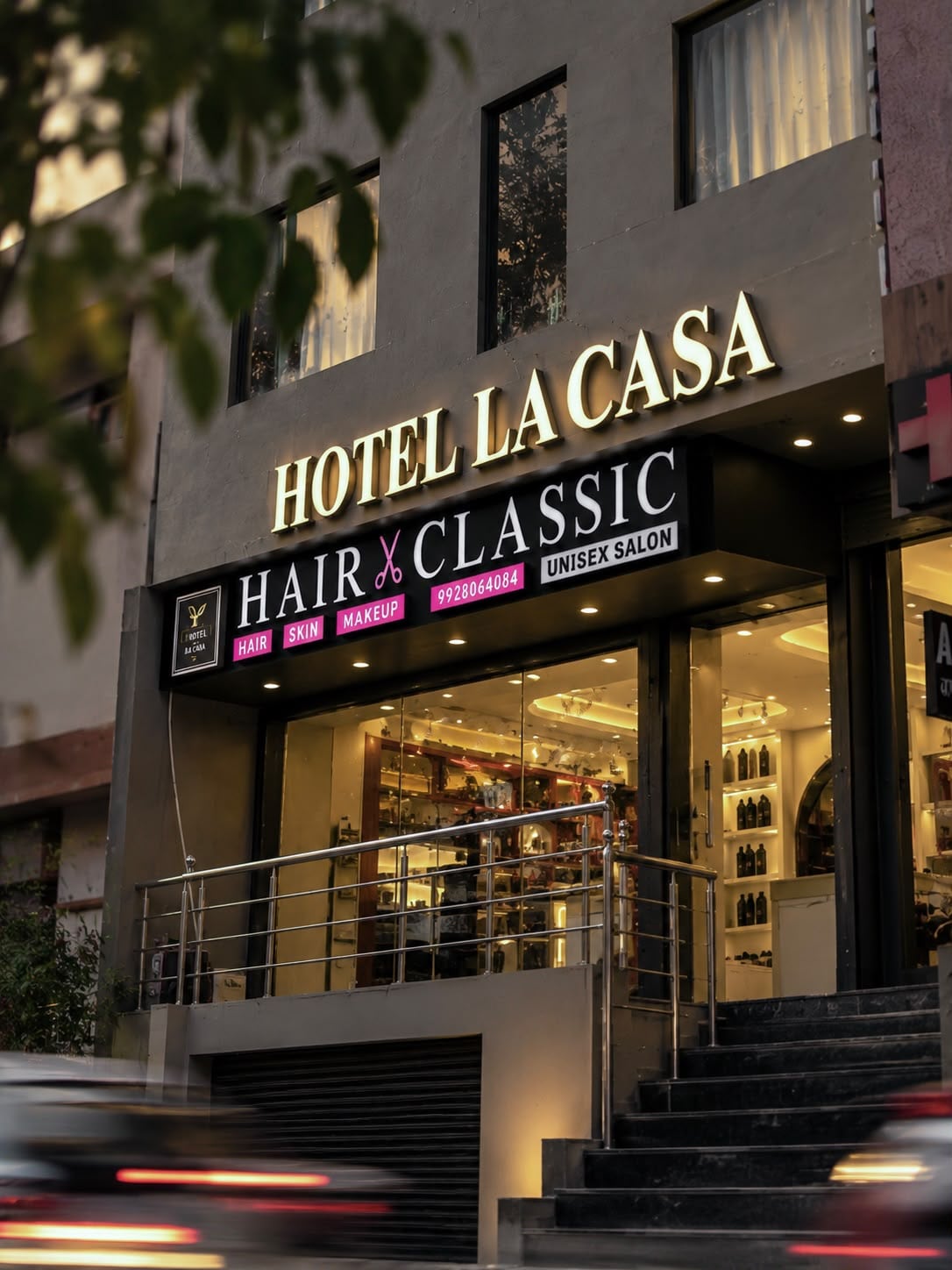 Hotel La Casa - Near Durgapura Railway Station - Tap to explore photos