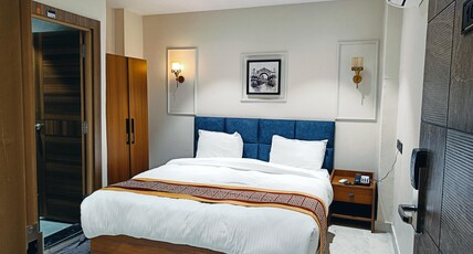 Hotel Supreme Inn Room Type - Economy Room