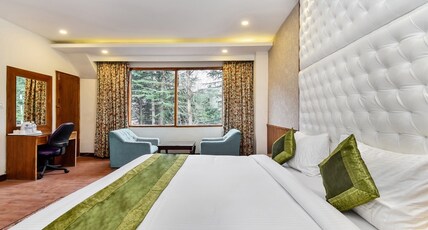 Hotel Snowcrest Manor Room Type - Family Suite with Hill View