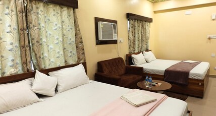 Hotel Somraj Room Type - Super Deluxe Room