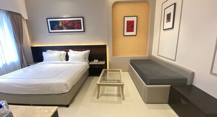 City Connect by Downtown Room Type - Premium Family Room