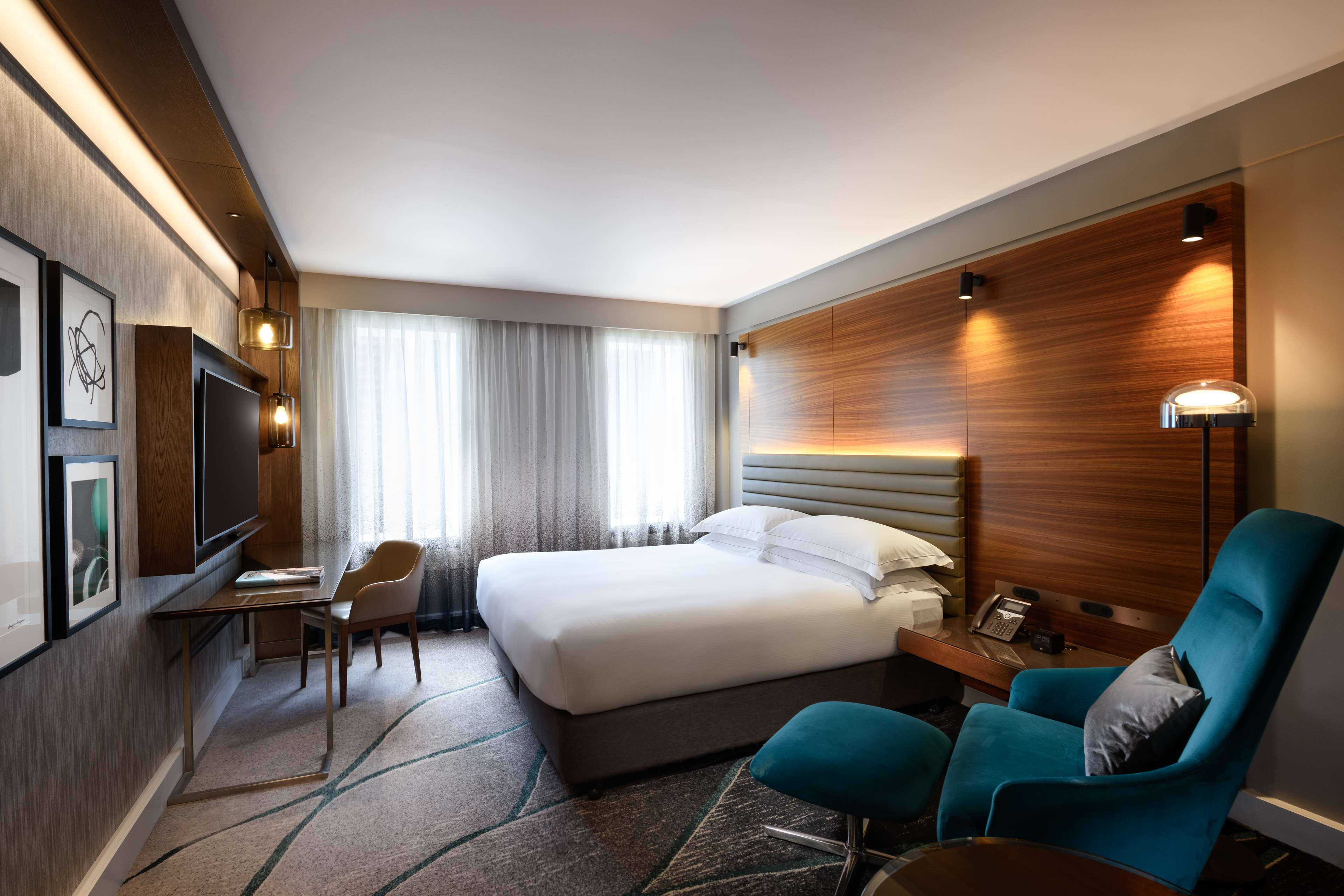 Hilton Sydney - Tap to explore photos