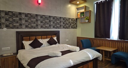 ManaliHome Room Type - Deluxe Room
