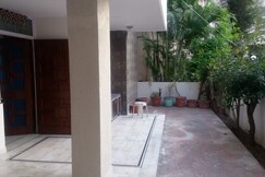 Premium Villa Near Fateh Sagar Lake