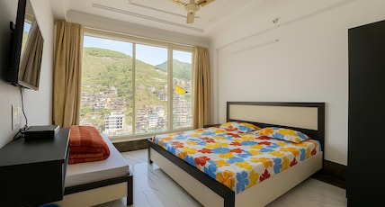 Geeta HomeStay Karanprayag Room Type - Premium Valley View (AC Room)