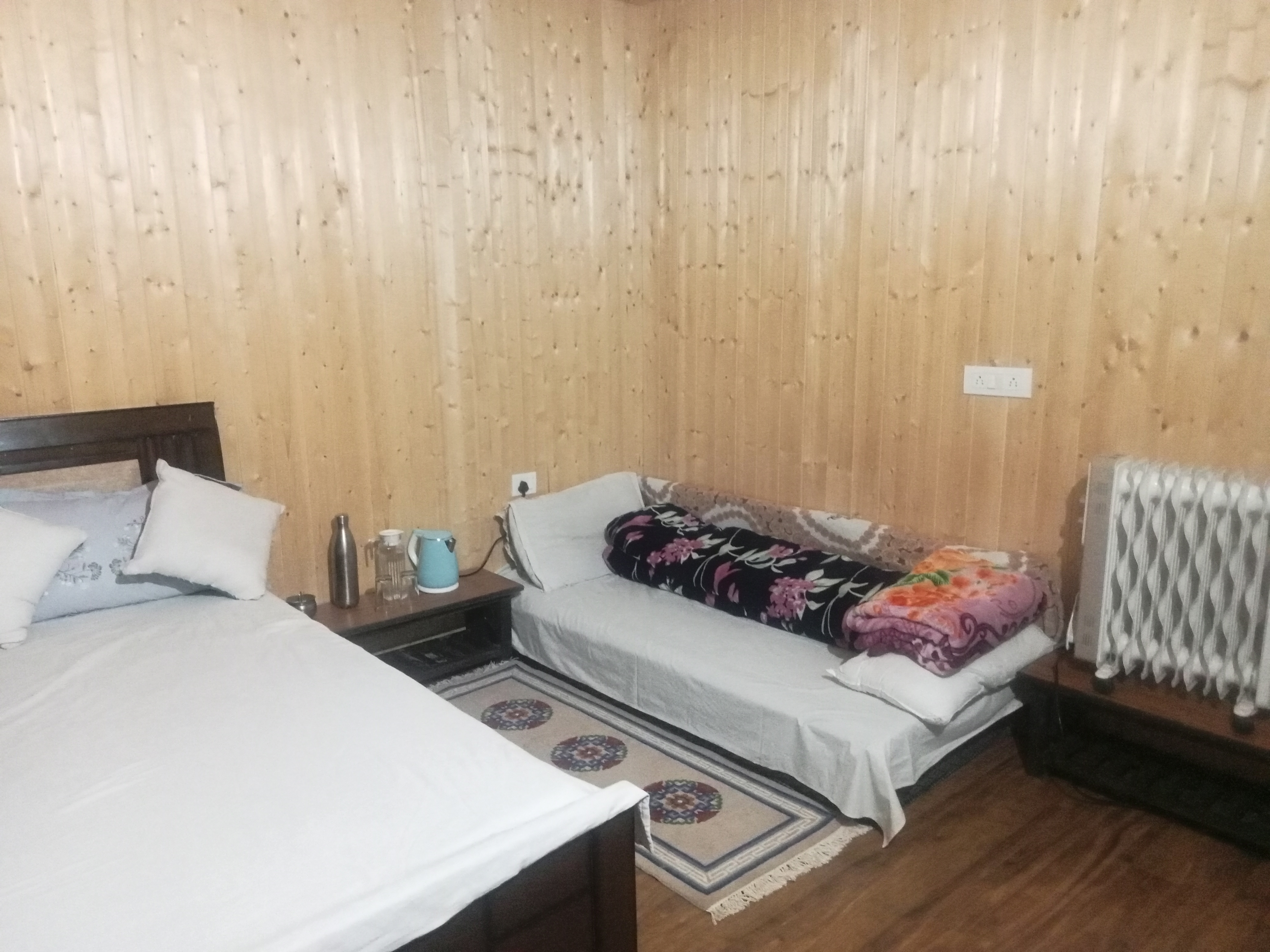 Mahabodhi Homestay - Tap to explore photos