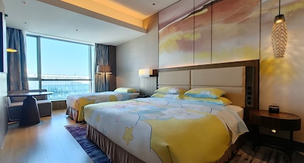 Crowne Plaza Beihai Silver Beach Room Type - 1 King 1 Single Standard Crowne Plaza Beihai Silver Beach Room Type - 1 King 1 Single Standard